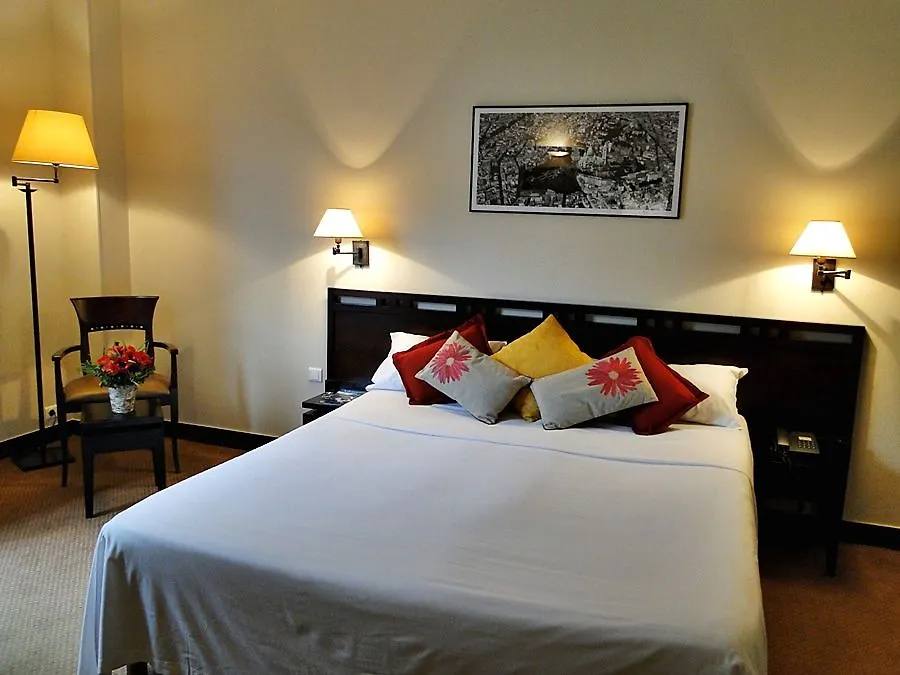 Hotel Petit Lafayette Paris